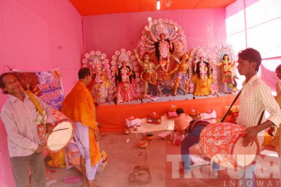 Festive season: Foreigners enjoys Durga Puja in the capital